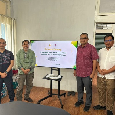 KUNJUNGAN FKP UMK KE USK PRESS DAN KITA KREATIF USK: PERKUKUH KOLABORASI DAN PERTUKARAN PENGETAHUAN