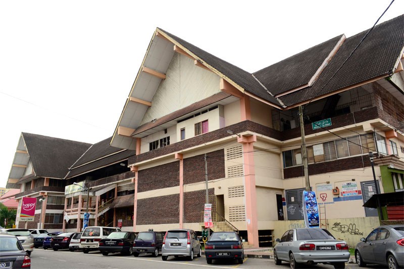 FEASIBILITY STUDY ON REJUVENATING BAZAR BULUH KUBU