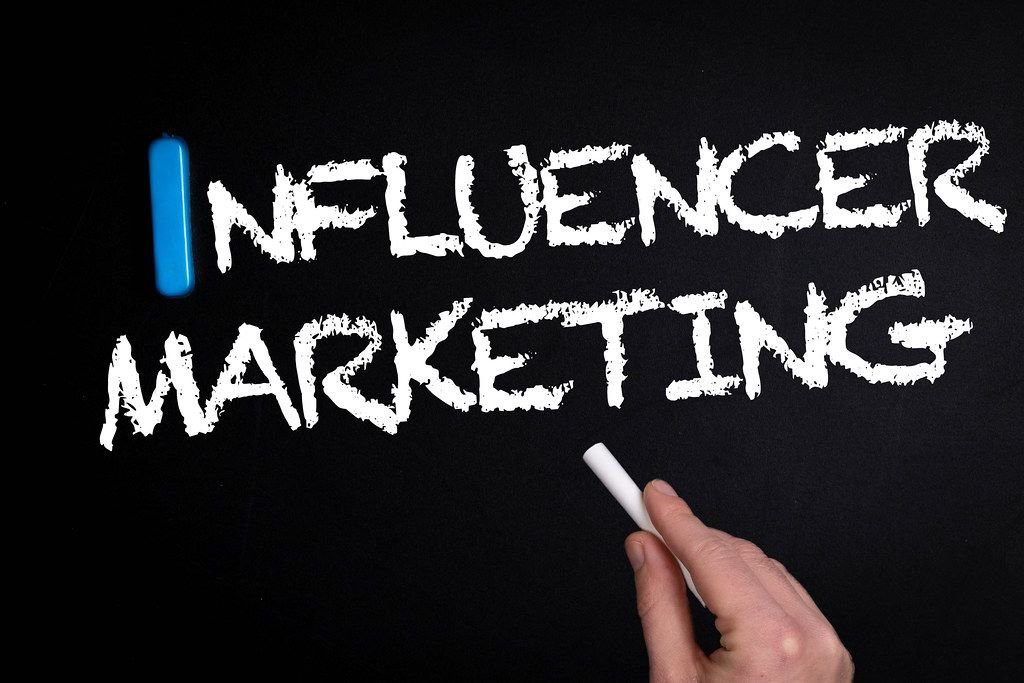 TREN PEMASARAN MASA KINI: INFLUENCER MARKETING