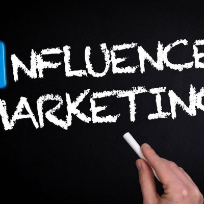 TREN PEMASARAN MASA KINI: INFLUENCER MARKETING