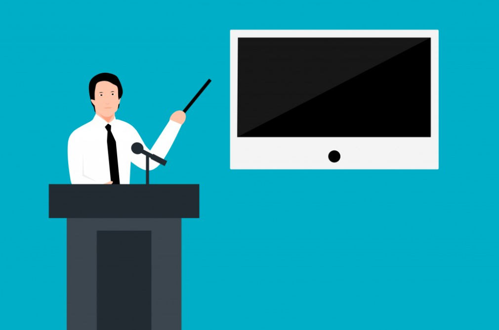 LANGUAGE AS LEVERAGE: INTRODUCTION TO MASTERING THE ART OF PERSUASION IN ENTREPRENEURIAL PITCHING